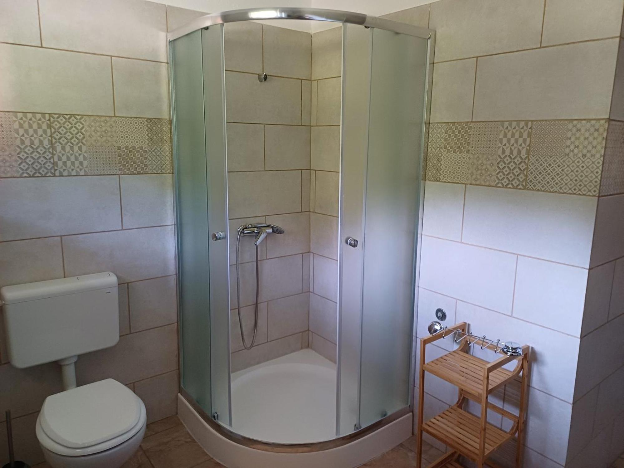 Apartma Ginga Osilnica Kültér fotó